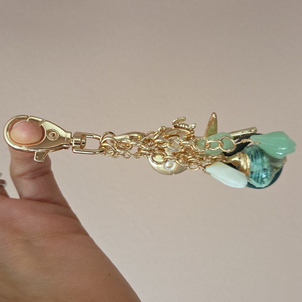 OSEA Malibu Lip Oil Key Chain & Organic Pouch - Picture 8 of 10